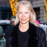 Pamela Anderson Uçakta Yaşadığı Korkuyu Anlattı