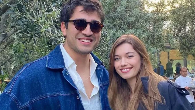 Afra Saraçoğlu ve Mert Ramazan Demir Aşkı