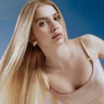 Aleyna Tilki, Kahvehanede Çay Keyfi Yaparken Görüntülendi!