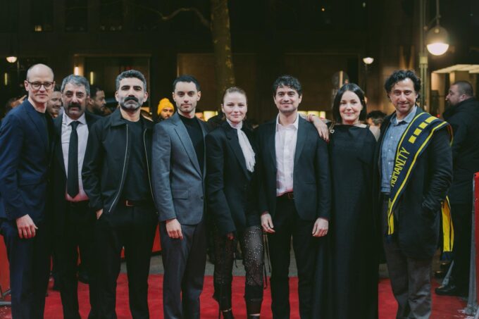 Aziz Çapkurt’lu "Hysteria" Filmi Berlinale’de Büyük Ödül Kazandı