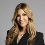 Çağla Şıkel, Londra Moda Haftası’nda Baş Manken Olarak Podyuma Çıkacak!