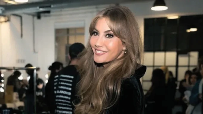 Çağla Şıkel, Yeni İlişkisini Açıkladı: Kalbim Çarpıyor!