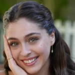 Cemre Baysel’e Dubai’de Yoğun İlgi