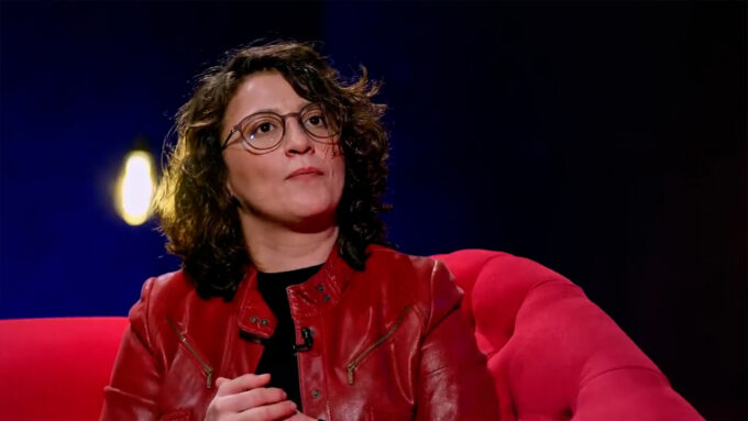 Duygu Nebioğlu'ndan Babası Metin Akpınar'a Sert Mesaj!