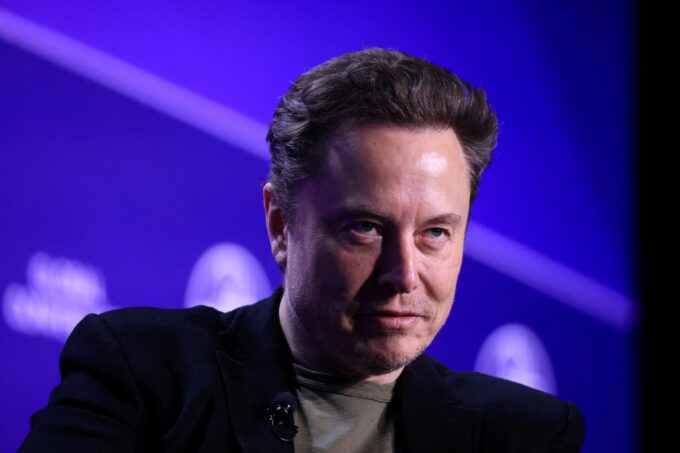 Elon Musk'a Velayet Davası