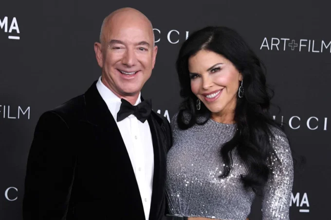 Jeff Bezos ve Lauren Sánchez'in 500 Milyon Dolarlık Düğünü Tehlikede mi