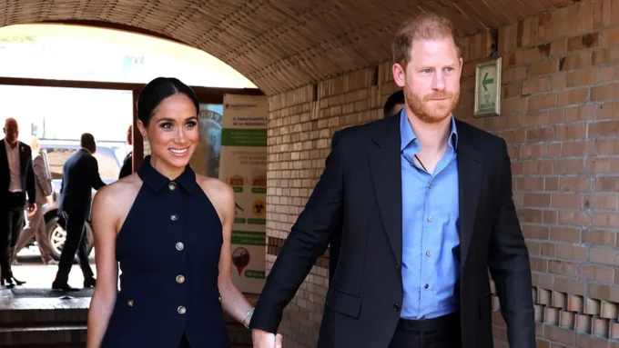 Prens Harry ve Meghan Markle Kanada’da Gündem Oldu