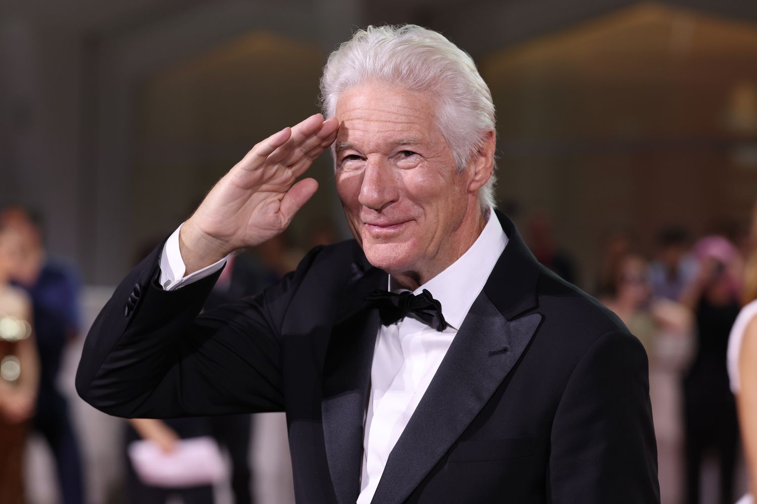 Richard Gere, Trump’ın Politikalarını Eleştirerek Dünya İçin Endişelerini Dile Getirdi