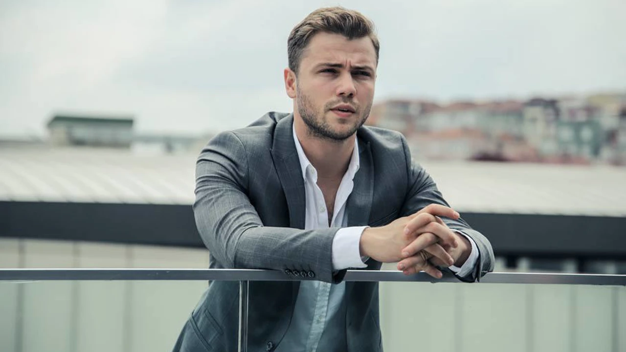 Tolga Sarıtaş Sete Giderken Kaza Geçirdi