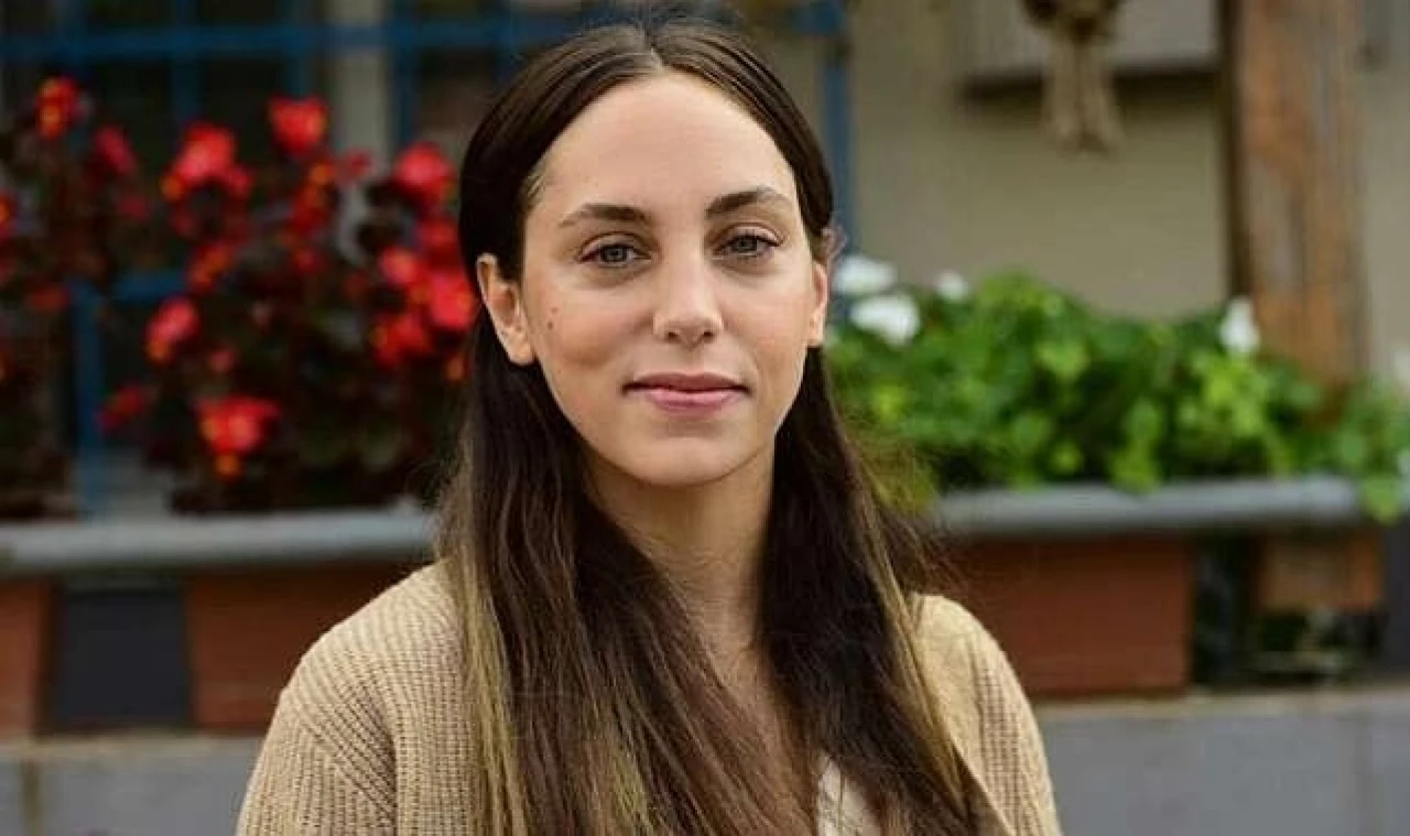 Umami Filmi Galasında Öykü Karayel’in Şıklığı Büyük Yankı Uyandırdı!