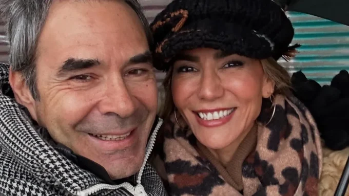 Zeynep Tokuş'tan Eşi Erdem Yılmaztürk'e Romantik Kutlama