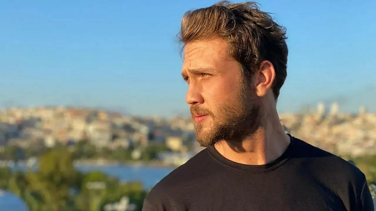 Aras Bulut İynemli Ameliyat Sonrası İlk Kez Sete Döndü