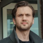 Aras Bulut İynemli’nin Deha Setinde Ayağı Kırıldı