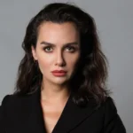 Birce Akalay Disney Plus’ın "Aşk" Dizisinin Başrolünde