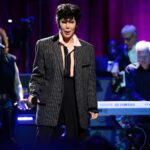 Cher’den Şaşırtan Elvis Presley Taklidi!