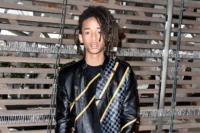 Jaden Smith, Paris Moda Haftası'nda Tarzıyla Göz Kamaştırdı