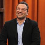 Keyifli Sohbetleriyle Ali Sunal ve Doğan Akdoğan Sahne Tozu Yutanlar’da!