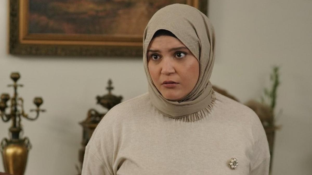 Kızılcık Şerbeti’nin Yıldızı Feyza Civelek Ameliyat Oldu!