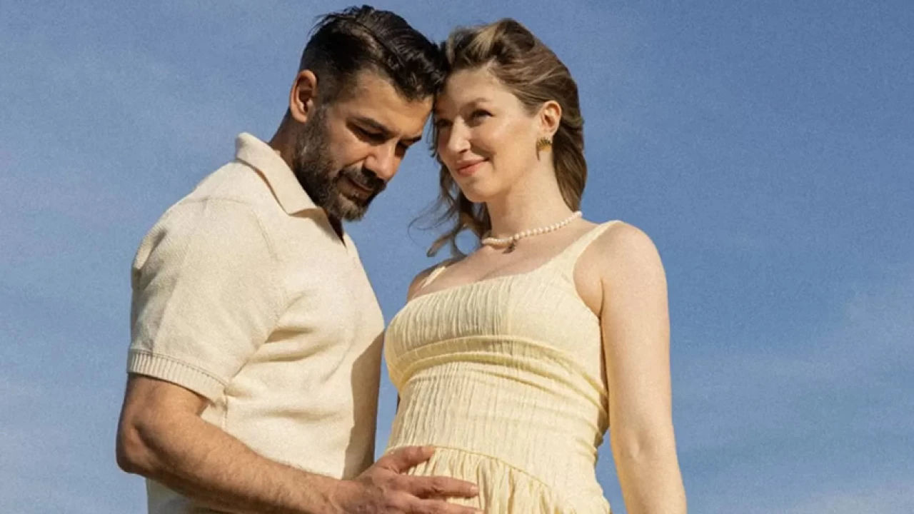 Rüzgar Aksoy Baba Olma Heyecanını Yaşıyor