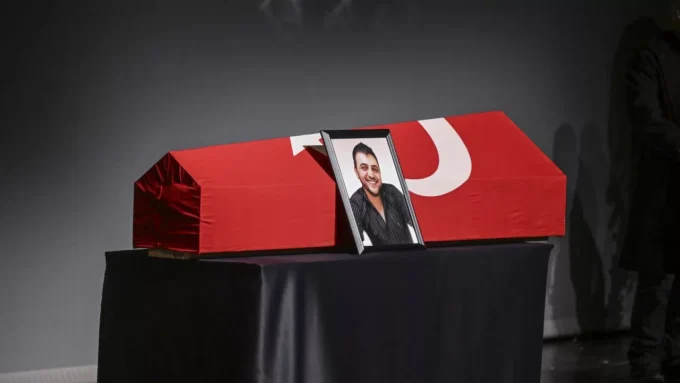 Ünlü Oyuncu Şinasi Yurtsever Son Yolculuğuna Uğurlandı