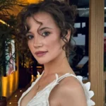 Yağmur Yüksel "Kızgın Topraklar" Dizisi ile Dönüyor!