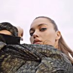 Afra Saraçoğlu’ndan Cesur Tatil Pozu! Sosyal Medya Yıkıldı