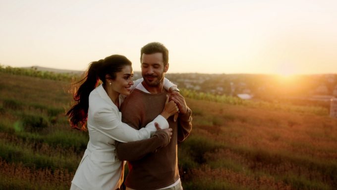 Aşk ve Gözyaşı Dizisinin Konusu Ne? İşte Tüm Detaylar