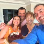 Ata Demirer'in Sevgilisi Ortaya Çıktı: Aile Pozuyla Aşkını İlan Etti