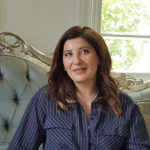 Beşiktaş’ta Çıkan Yangında Şebnem Bozoklu’nun Evi Hasar Gördü