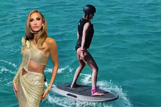 Çağla Şıkel’den Çeşme’de Adrenalin Dolu Jetsurf Şovu