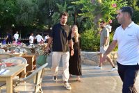 Eda Ece ve Buğrahan Tuncer'den Bodrum'da Romantik Yaz Akşamı