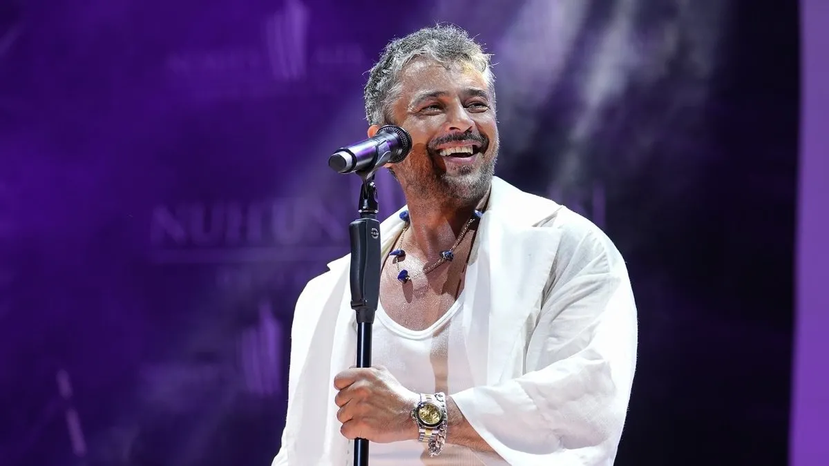 Emre Altuğ, Bir Yıllık Aşkını İlk Kez Anlattı: “Çok Mutluyum ve Gözlerden Uzağız!”