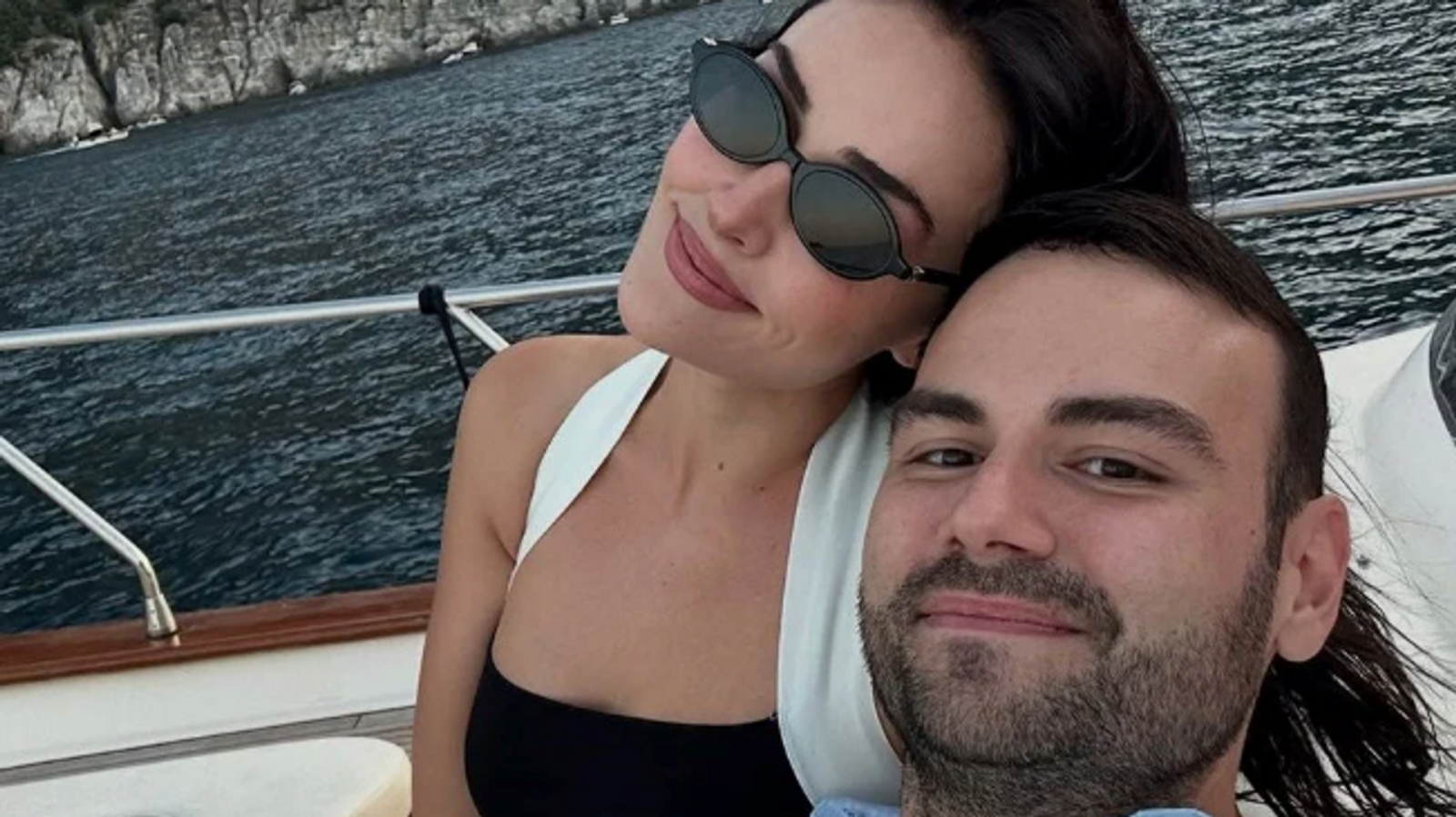 Esra Bilgiç ve Faruk Sabancı’dan Kalpli Paylaşım: Aşk Her Yerde!