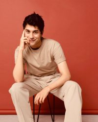 Genç Oyuncu İbrahim Yıldız'ın Üzerine Ağaç Devrildi