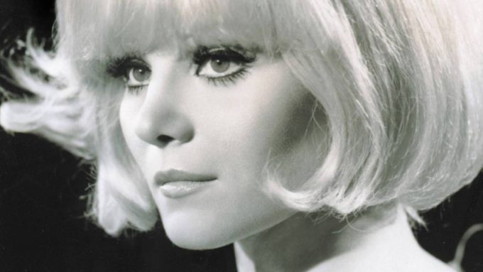 Gönül Yazar 89 Yaşında: Pastasını Üflerken Yeni Aşktan Bahsetti!