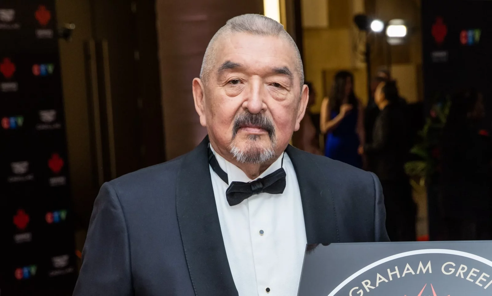 Graham Greene, 73 Yaşında Hayatını Kaybetti