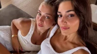 Hande Erçel Milano Moda Haftası’nda Tarzıyla Dikkat Çekti
