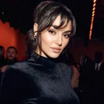 Hande Erçel Rüzgarı! Paris Moda Haftası'nda Fırtına Gibi Esti