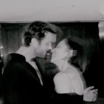 Havuzda Romantik Anlar: Zeynep Bastık ve Serkay Tütüncü Aşkını Paylaştı