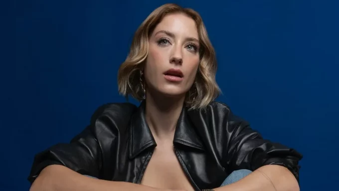 Hazal Kaya'dan Sarışın İmaj: “Sarışınlar Daha Çok Eğleniyor Dediler!”