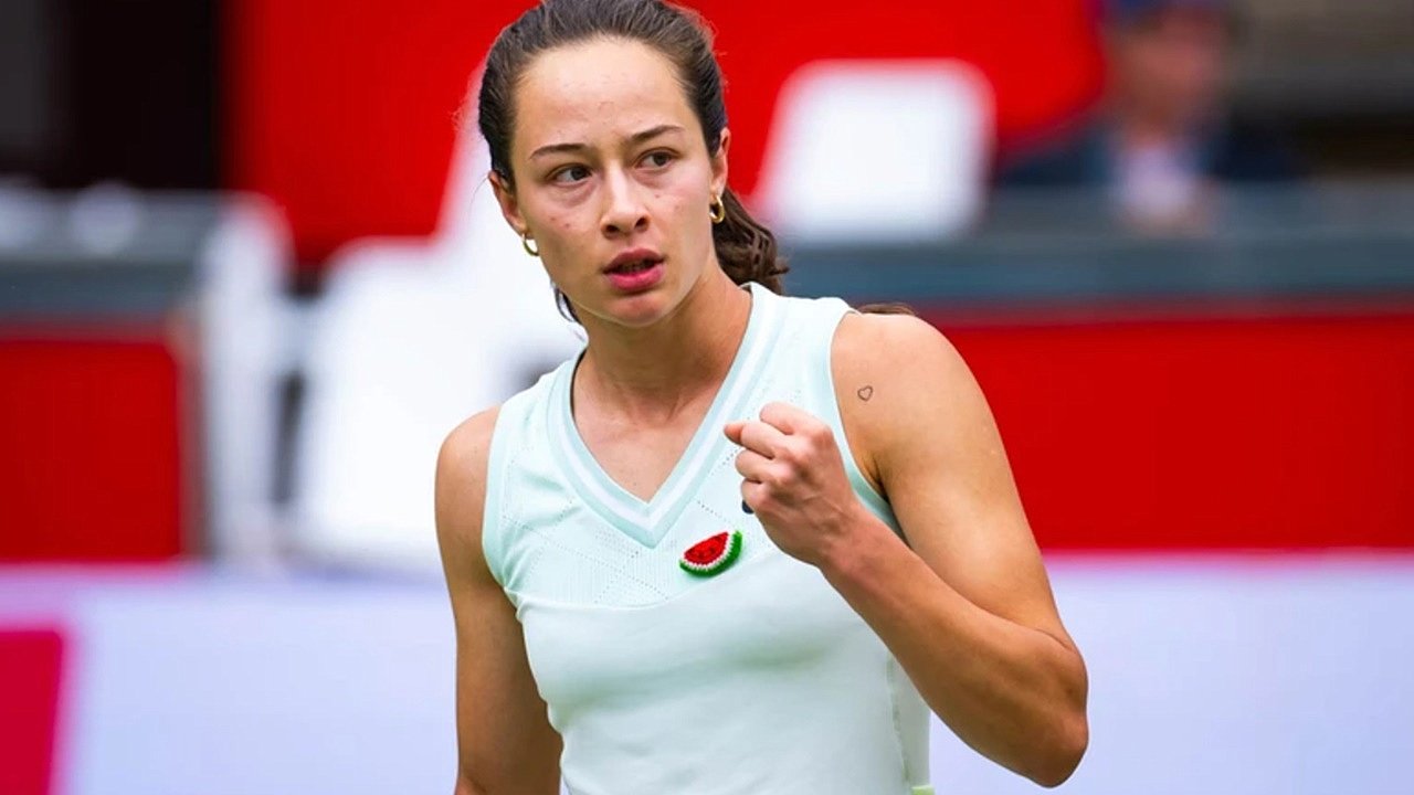 Hülya Avşar'dan Zeynep Sönmez'e Destek: "Wimbledon Kupasını Kaldıracaksın"