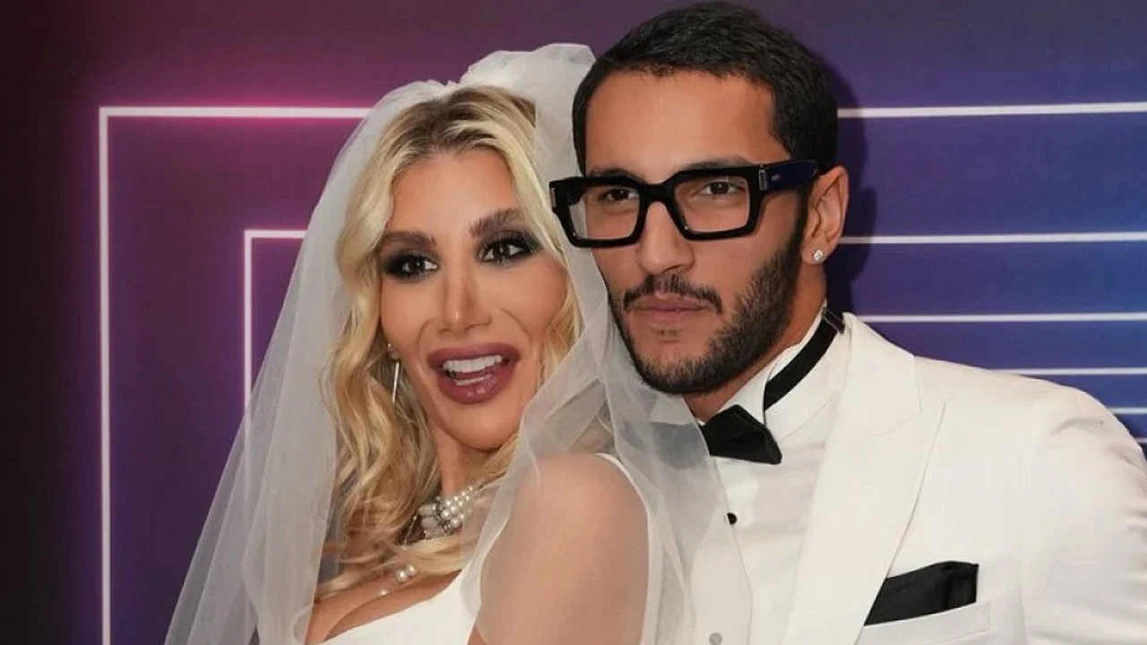 İrem Derici ile Melih Kunukçu Aşkı Kaldığı Yerden Devam Ediyor