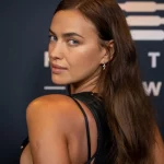 Irina Shayk’tan Türkiye Çıkarması: İstanbul’dan Ege Koylarına Uzanan Tatil