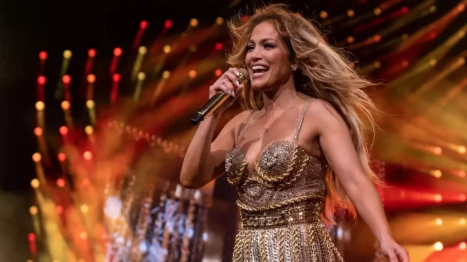 Jennifer Lopez Türkiye'yi Sallayacak