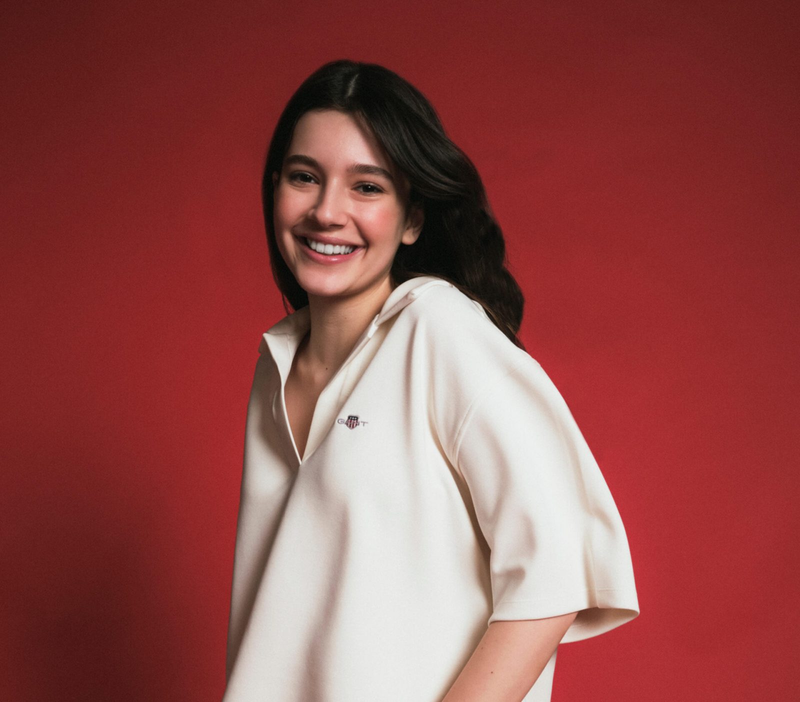 Kızıl Goncalar’ın Zeynep’i Geri Dönüyor! Mina Demirtaş Yeni Projesiyle Ekranlara Damga Vurmaya Geliyor