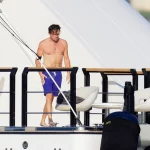 Leonardo DiCaprio Tatilde Sıkılmış Haliyle Objektiflere Yansıdı