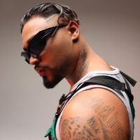 Lvbel C5 Aşkını Duyurdu: Lüks Araçta Romantik Paylaşım