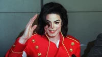 Michael Jackson’ın Hayatını Anlatan Biyografi Filmi İkiye Bölünüyor!