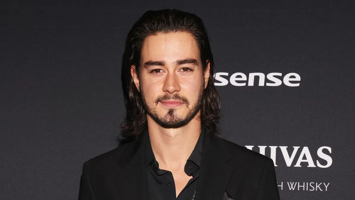 Narcos: Mexico Yıldızı Manuel Masalva Komada! Tatilde Enfeksiyon Kapan Oyuncu Yaşam Mücadelesi Veriyor