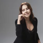 Nilüfer’in Yeni Şarkısı "Sebebi Sen" Listeleri Altüst Etti!